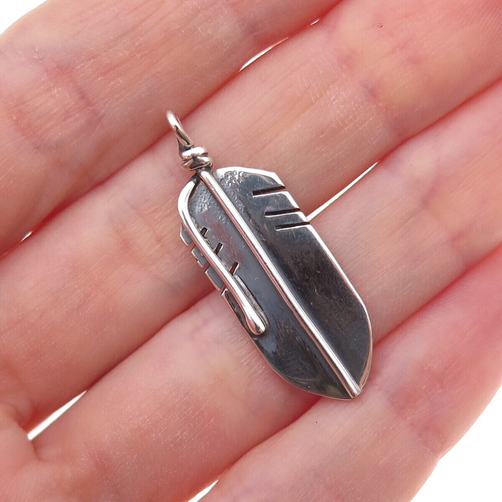 Marcella James Navajo Old Pawn 925 Sterling Silver Vintage Feather Charm Pednant